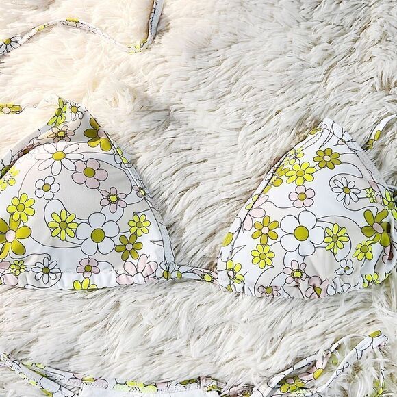 Fabletics NOA Strappy 2 Piece Bikini Floral NWT Size Small - Picture 3 of 8